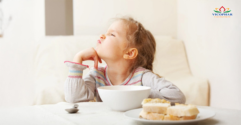 Trẻ biếng ăn kéo dài do thiếu vitamin B